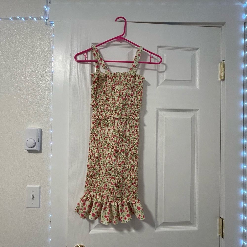 COPY - Yellow mini dresss with pink and green flowers. Love tree size small. Wo…